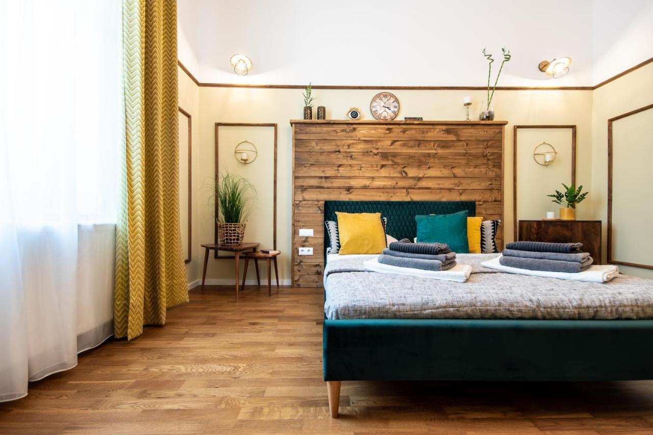 Zur Linde Apartment Sibiu Exterior photo