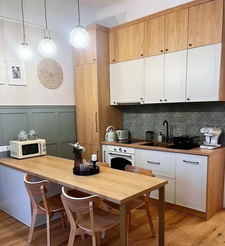 Zur Linde Apartment Sibiu Exterior photo